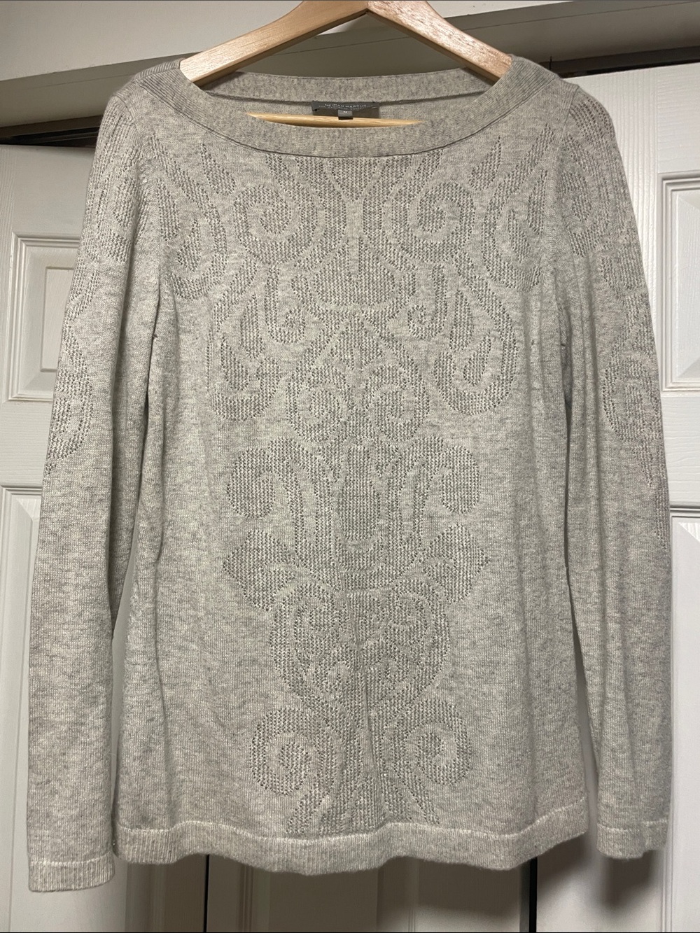 Neiman Marcus Light Gray Textured Cashmere Sweater